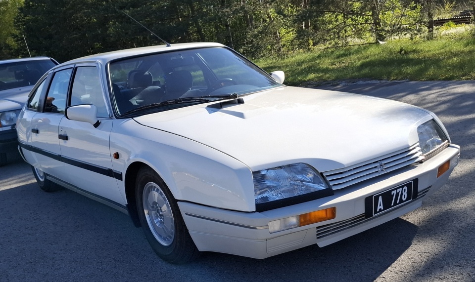Auto 1